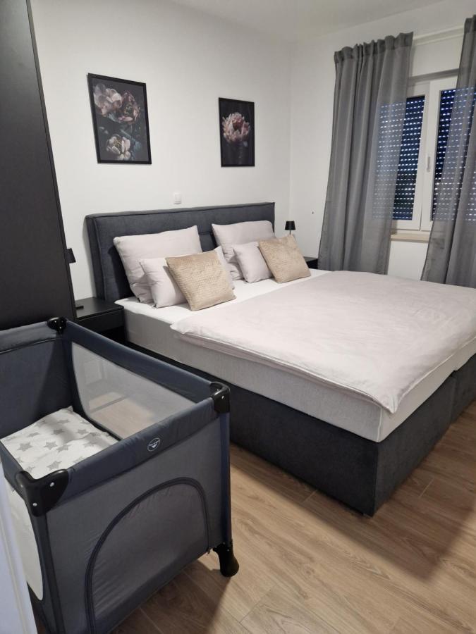 Deluxe Apartment Mila Nin Exteriér fotografie