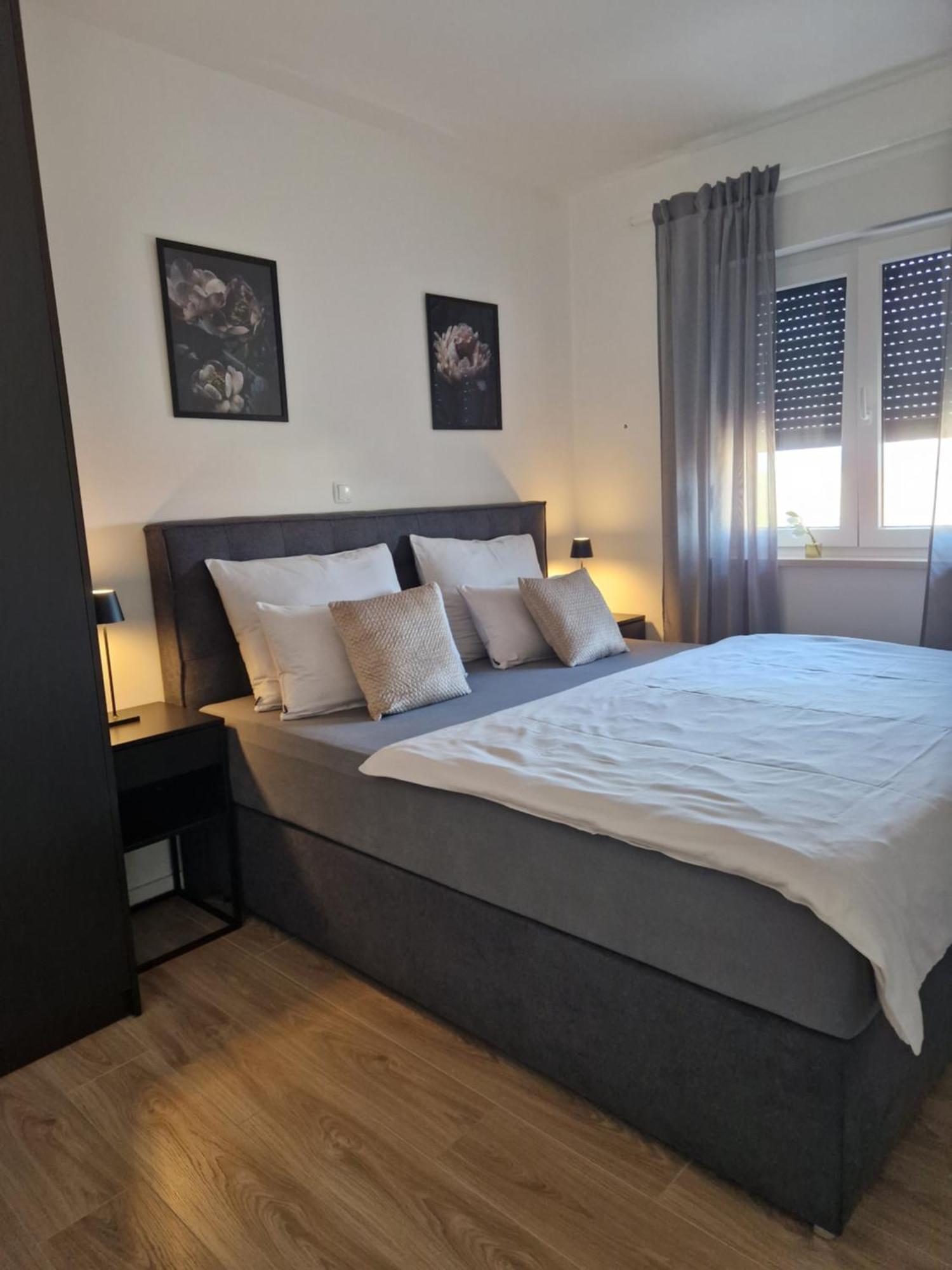 Deluxe Apartment Mila Nin Exteriér fotografie