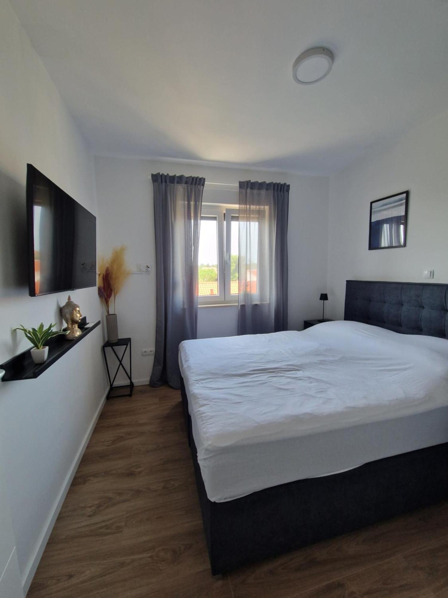 Deluxe Apartment Mila Nin Exteriér fotografie